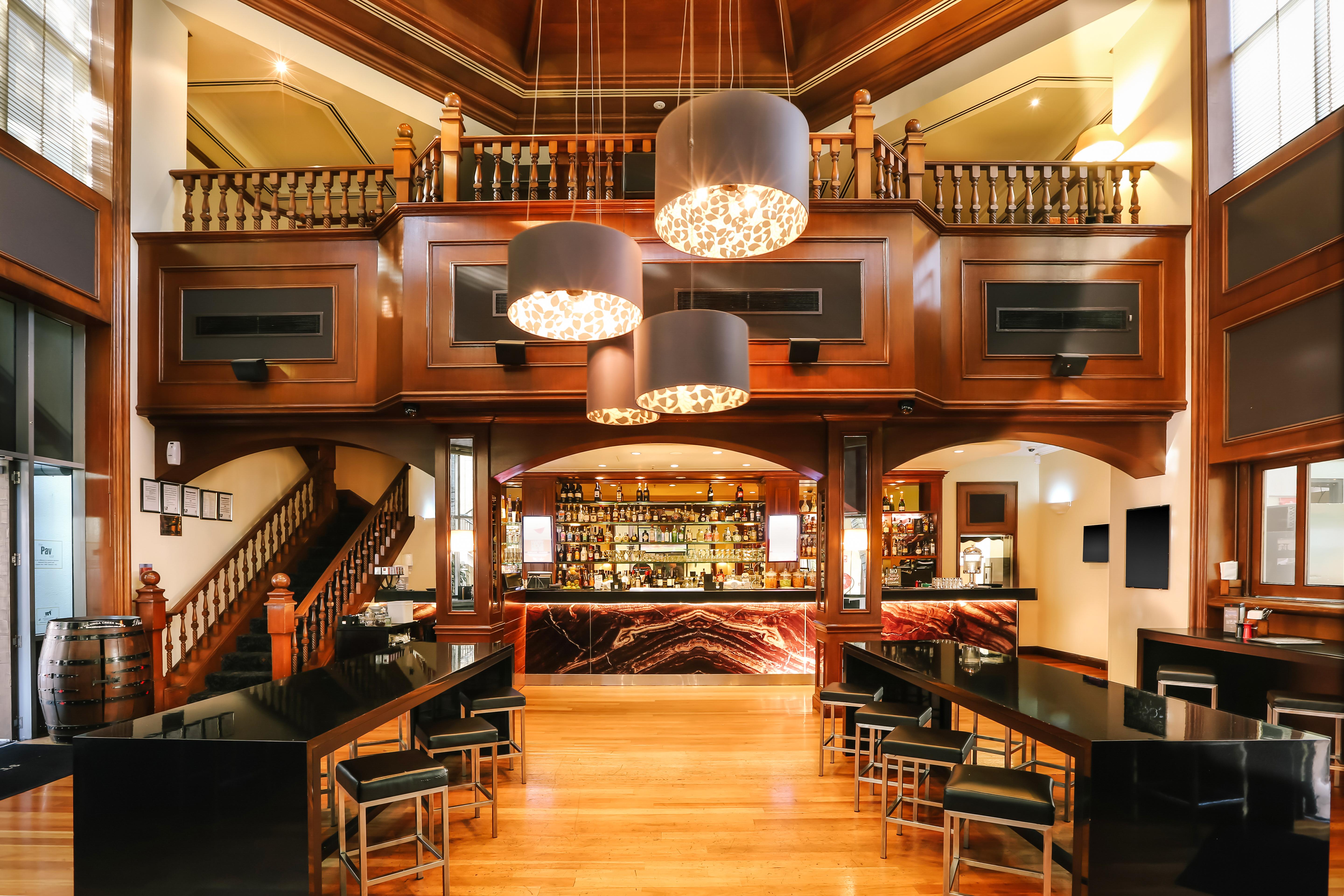 Stamford Plaza Brisbane Hotel Bagian luar foto The Bar